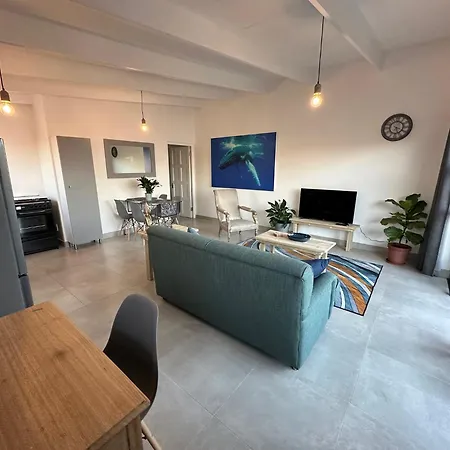 Modern Apartments Downtown Plettenberg Bay Exterior photo