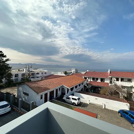 Modern Apartments Downtown Plettenberg Bay Exterior photo