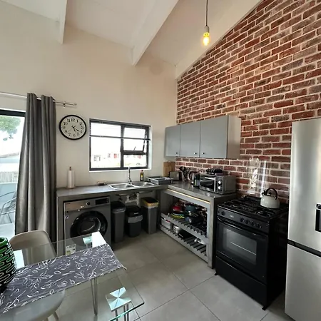 Modern Apartments Downtown Plettenberg Bay Exterior photo