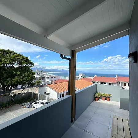Modern Apartments Downtown Plettenberg Bay Exterior photo